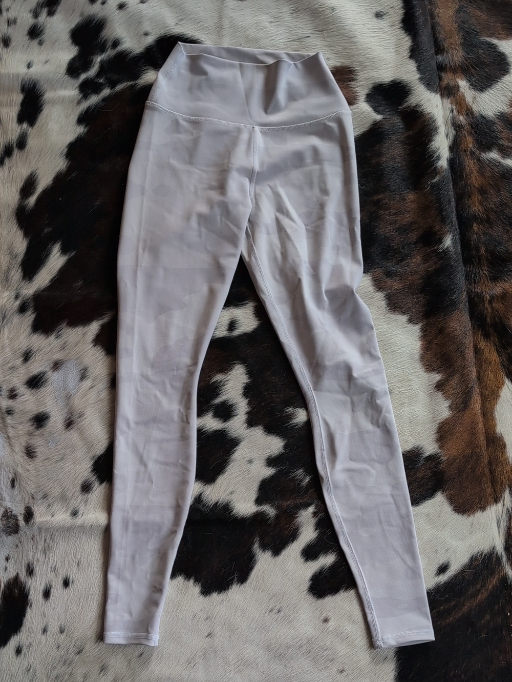 ALO Yoga Women's White Camo High-Rise Leggings